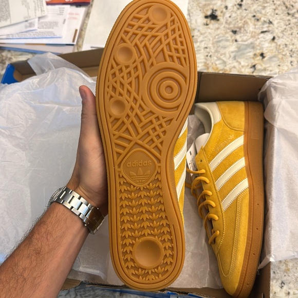 Adidas spezial yellow brand new with box - Picture 3 of 7